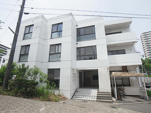 兵庫県神戸市須磨区妙法寺字ぬめり石 3階建 築35年3ヶ月