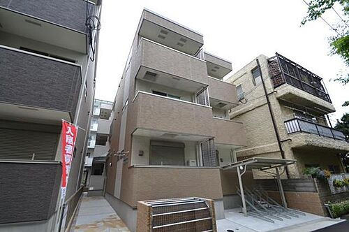 兵庫県尼崎市北城内 築10年8ヶ月 3階建