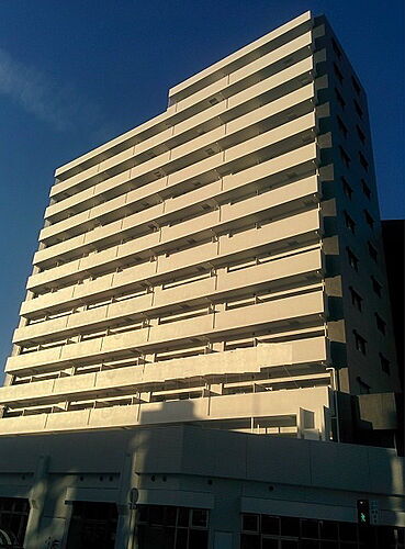 大阪府大阪市西区九条南２丁目 賃貸マンション