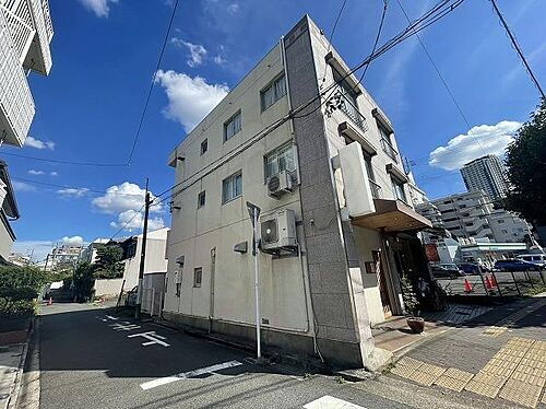 愛知県名古屋市千種区向陽１丁目 3階建 築48年12ヶ月