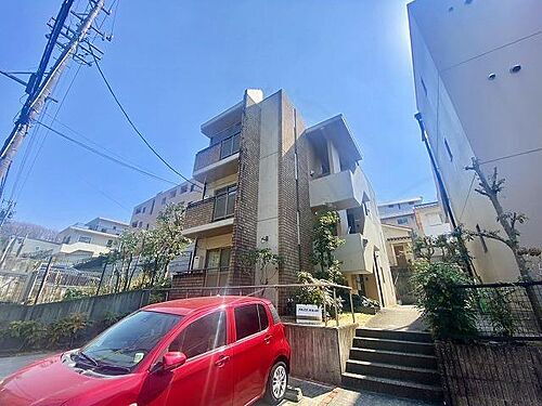 愛知県名古屋市千種区東山元町４丁目 築21年10ヶ月 3階建