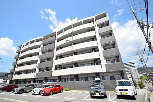 大阪府高槻市上牧南駅前町 賃貸マンション