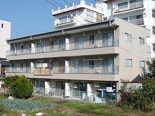 若林マンション 3階建