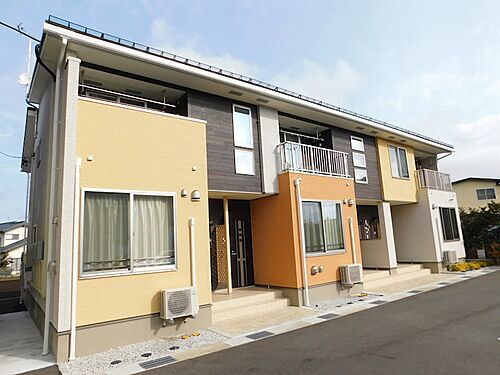 長野県塩尻市大字広丘高出 2階建 築6年9ヶ月