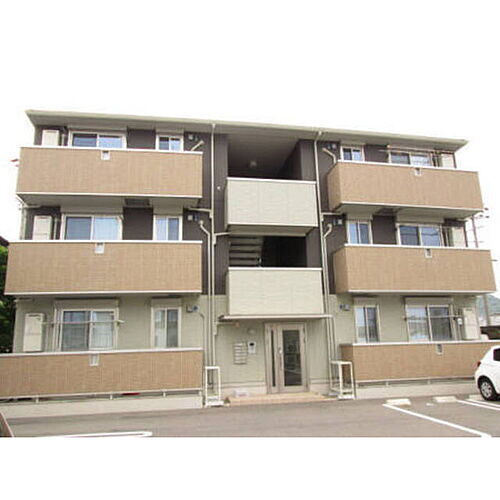 岐阜県各務原市鵜沼三ツ池町２丁目 3階建 築13年9ヶ月