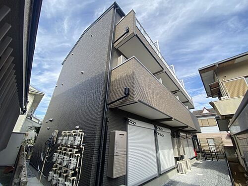 千葉県千葉市花見川区浪花町 3階建 築1年7ヶ月