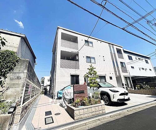 京都府京都市右京区西院西田町 築4年2ヶ月 3階建