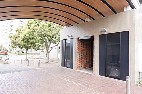 愛知県名古屋市熱田区大宝２丁目 賃貸マンション