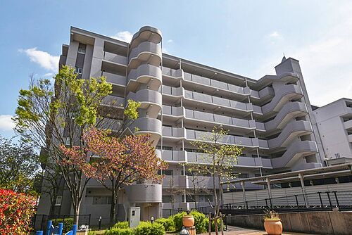 ＵＲアーバンラフレ虹ヶ丘西