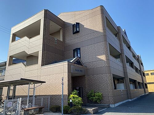 兵庫県姫路市御国野町御着 3階建