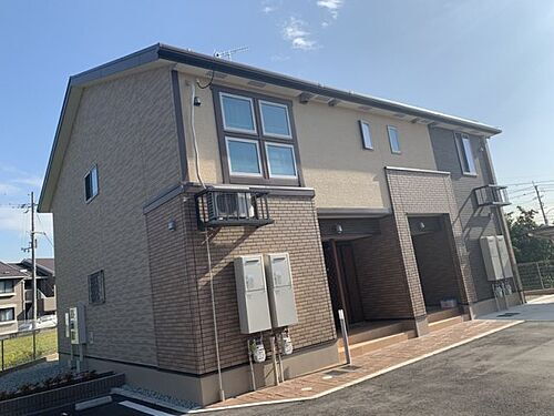 兵庫県三木市加佐 築7年9ヶ月 2階建