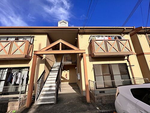 兵庫県小野市黒川町 築32年10ヶ月 2階建