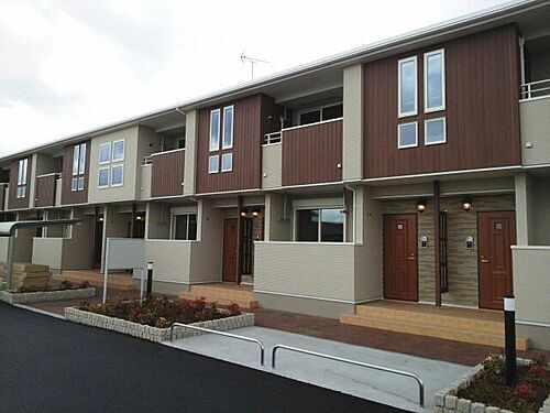 兵庫県加古川市尾上町池田 築10年9ヶ月 2階建