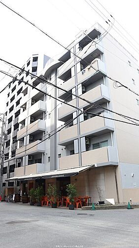 大阪府大阪市西区靱本町１丁目 7階建