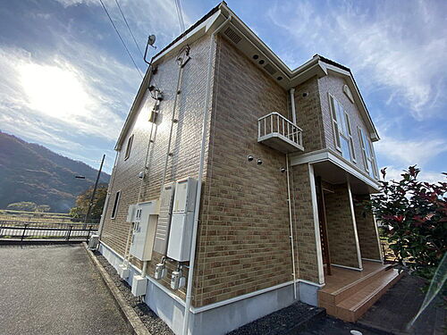 メゾン　ド　セゾンＢ