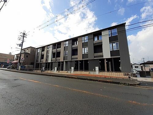 大阪府柏原市法善寺４丁目 賃貸アパート