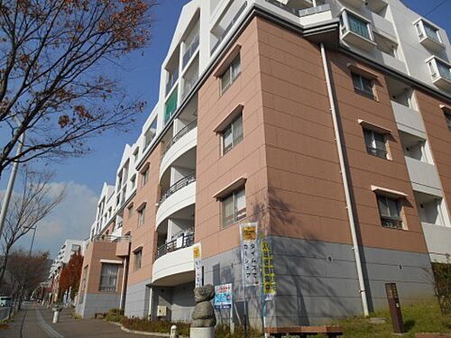 ＵＲ高槻・阿武山六番街