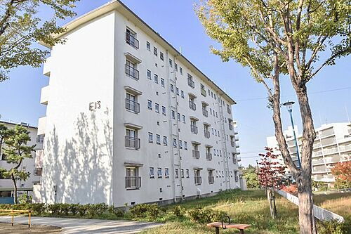 大阪府枚方市香里ケ丘１丁目 賃貸マンション