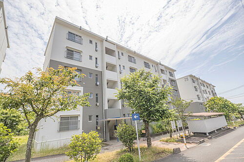 大阪府河内長野市南花台３丁目 賃貸マンション