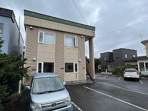 ガーデンパレス神居Ｂ 2階建