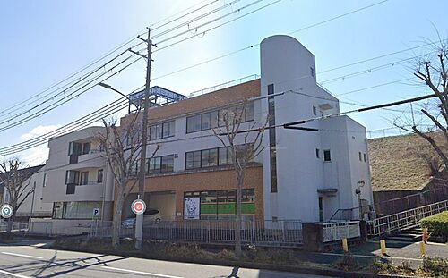 兵庫県神戸市北区南五葉３丁目 賃貸マンション