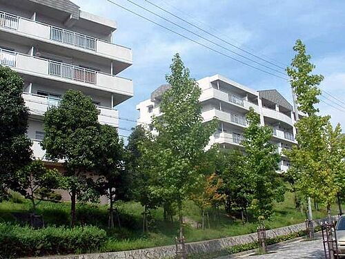 兵庫県西宮市東山台２丁目 賃貸マンション