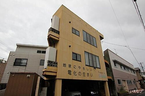 広島県福山市地吹町 3階建 築25年11ヶ月