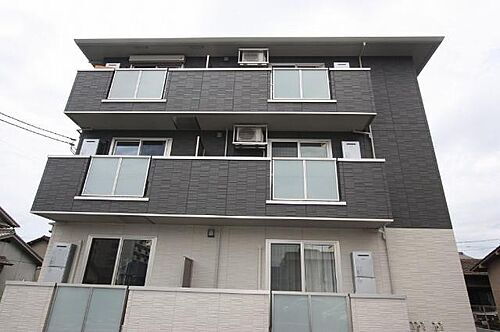 広島県福山市曙町５丁目 3階建 築4年2ヶ月