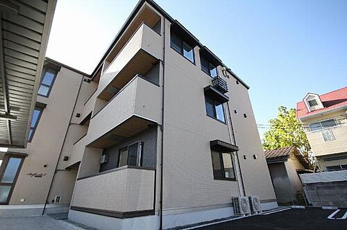 広島県福山市東深津町２丁目 3階建 築2年