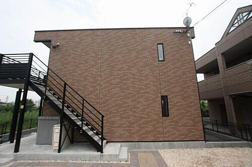 岡山県笠岡市富岡 2階建 築10年4ヶ月