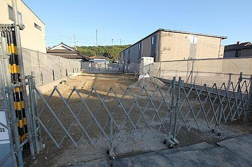 広島県福山市新涯町４丁目 2階建 