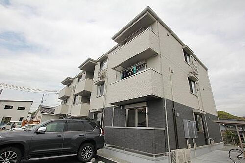 広島県福山市神村町 3階建 築4年9ヶ月