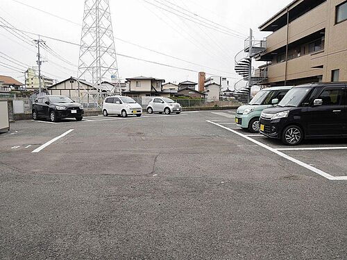 ハイツイースト
