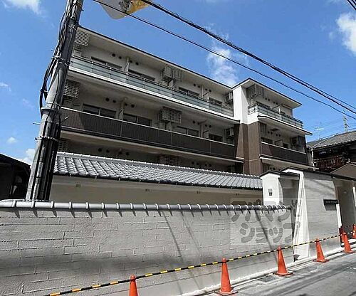 京都府京都市上京区六軒町通今出川下る南佐竹町 4階建 築7年10ヶ月