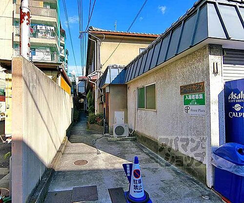 京都府京都市東山区古門前通大和大路東入４丁目石橋町 賃貸アパート