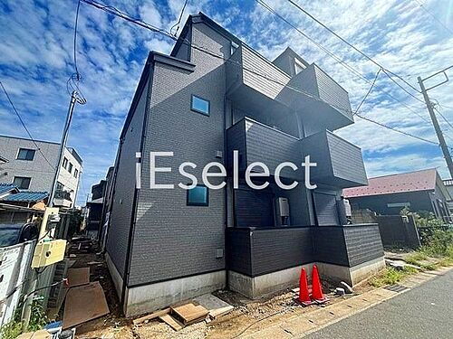 千葉県千葉市中央区蘇我１丁目 3階建 