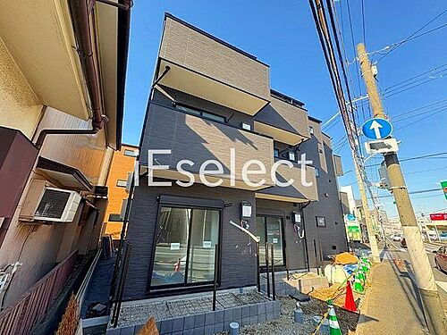 千葉県千葉市中央区南町３丁目 3階建 