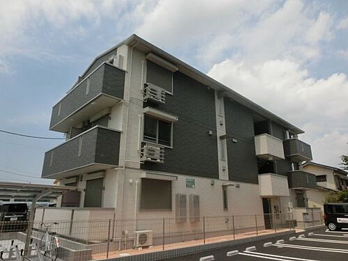 千葉県市原市姉崎 3階建 築7年6ヶ月