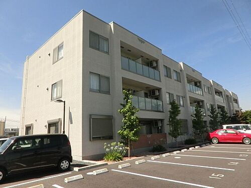 千葉県市原市平田 3階建 築10年7ヶ月