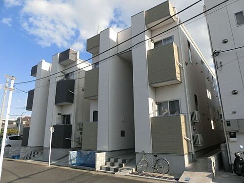 千葉県千葉市中央区稲荷町３丁目 2階建 築13年9ヶ月