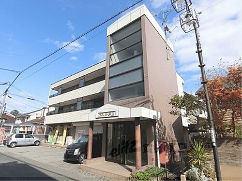 滋賀県野洲市行畑１丁目 築32年6ヶ月 3階建