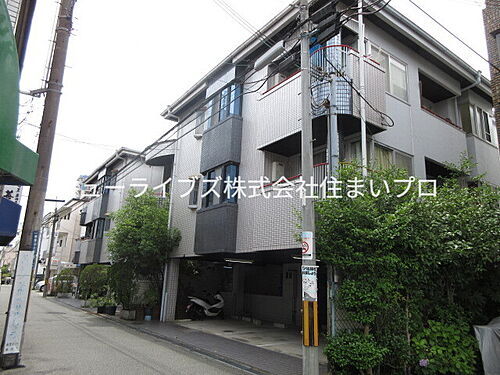 大阪府寝屋川市香里北之町 築36年9ヶ月 3階建