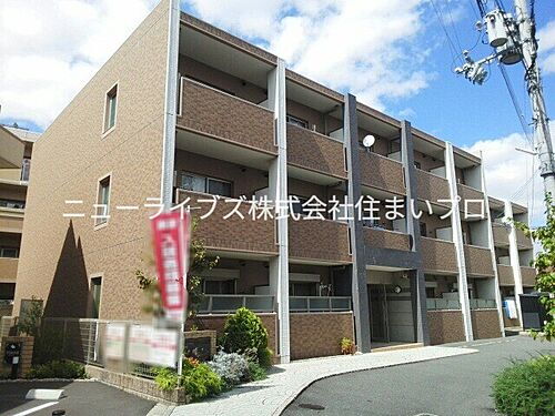 大阪府門真市浜町 築16年7ヶ月 3階建