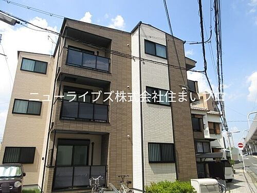 大阪府寝屋川市木田町 築1年10ヶ月 3階建