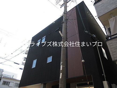 大阪府寝屋川市昭栄町 築2年5ヶ月 3階建