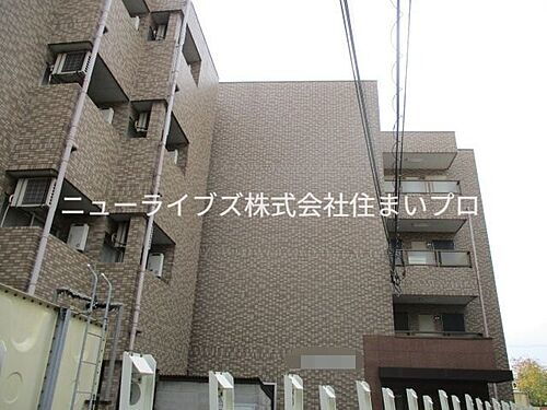 大阪府寝屋川市高柳１丁目 築27年12ヶ月 4階建