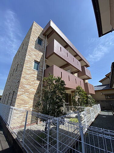 静岡県浜松市中央区有玉南町 3階建 築13年10ヶ月