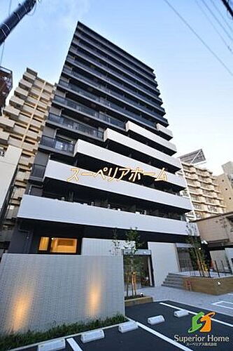 東京都新宿区四谷坂町 13階建 築3年11ヶ月