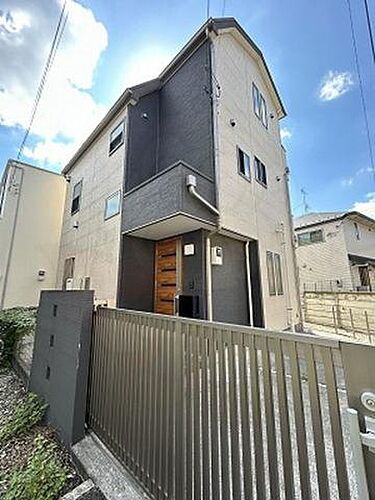 三鷹市新川６丁目戸建