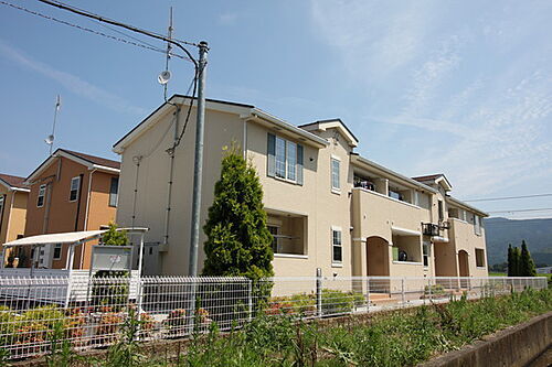 滋賀県長浜市高月町柏原 賃貸アパート